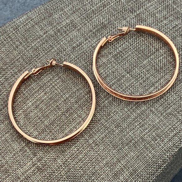 Hoop Pierced Earrings Rose Gold Copper Sparkle Latch Retro BoHo Soft Girl Barbie - Picture 3 of 5